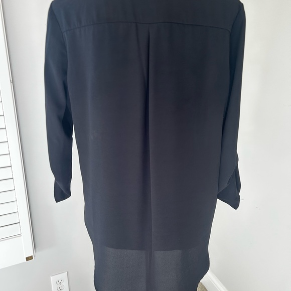 LUSH Deep V Neck Blouse 3/4 Button Sleeve Size M - Picture 3 of 5